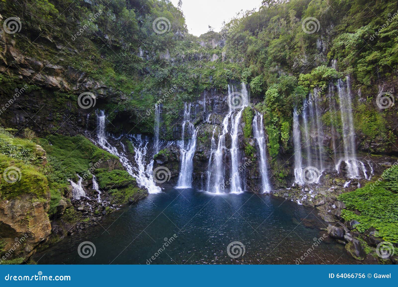 cascade de grand galet, ile de la reunion